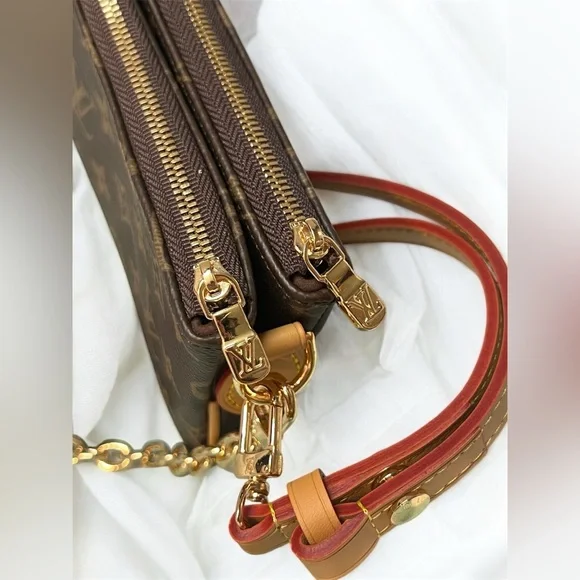 Liv Pochette Monogram [Copy] 1 left! - Picture 5 of 11